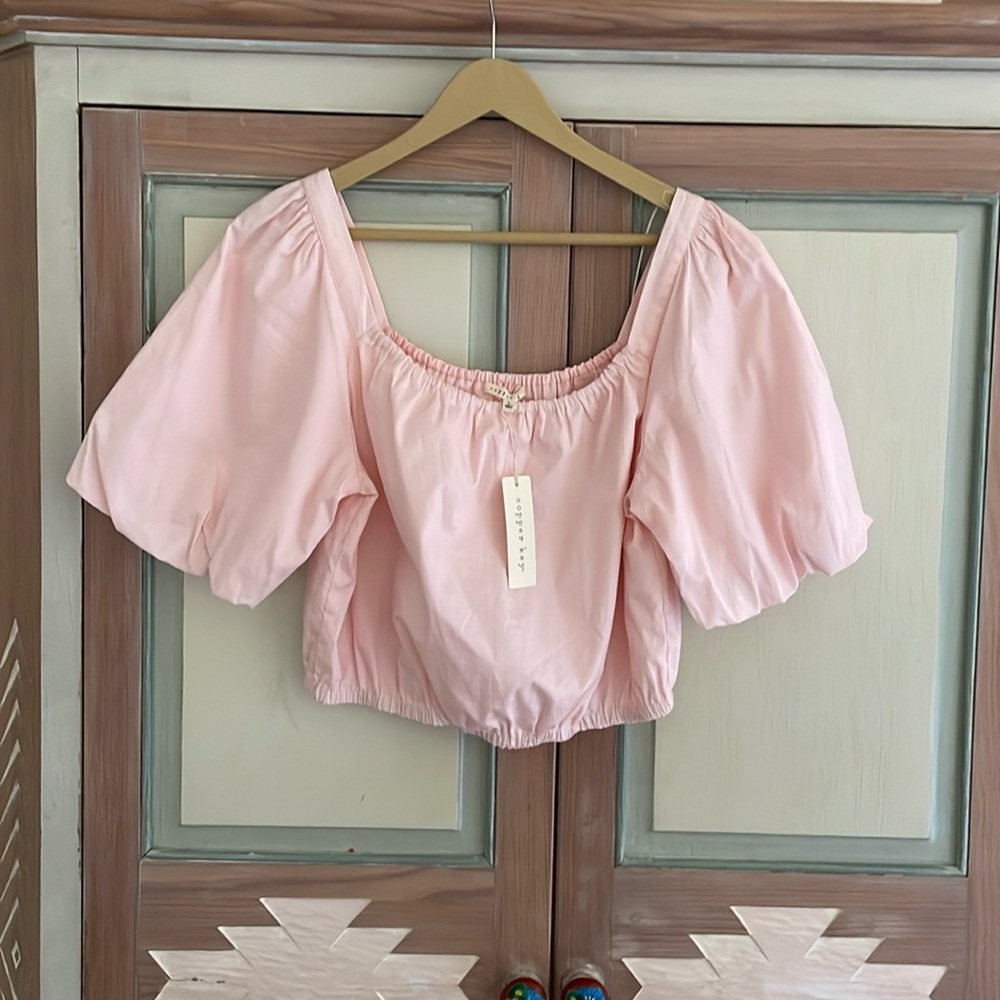 Copper Key Pink Puff Sleeve Crop Top